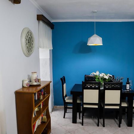 Lola'S Apartament Apartment Berat Exterior photo